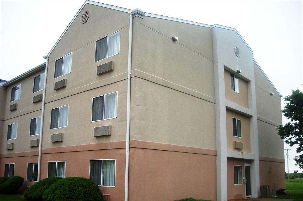 Red Roof Inn & Suites Danville, Il Exterior photo